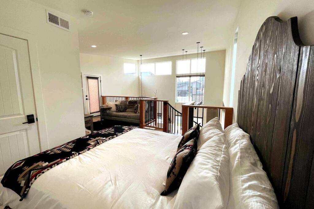 Brand New Upscale Home- Best Location! Whitefish Kültér fotó