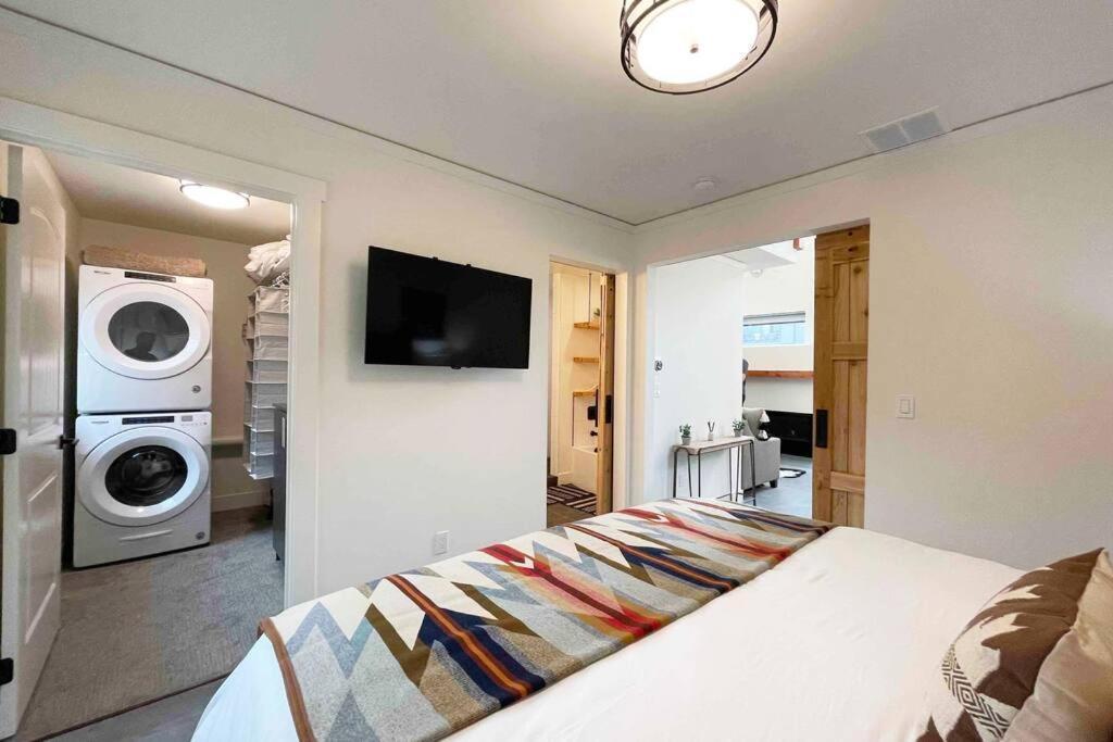 Brand New Upscale Home- Best Location! Whitefish Kültér fotó